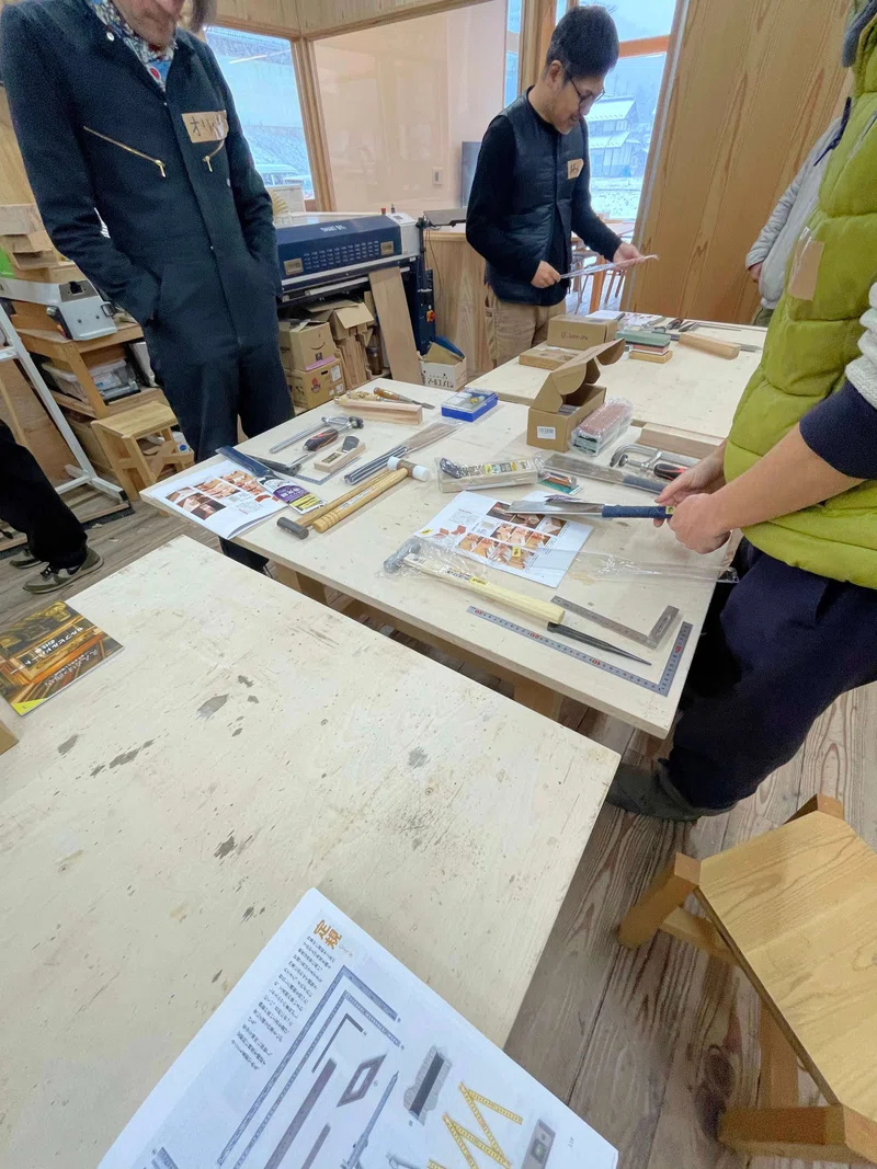 1714952404631-33BbfwkNZZ