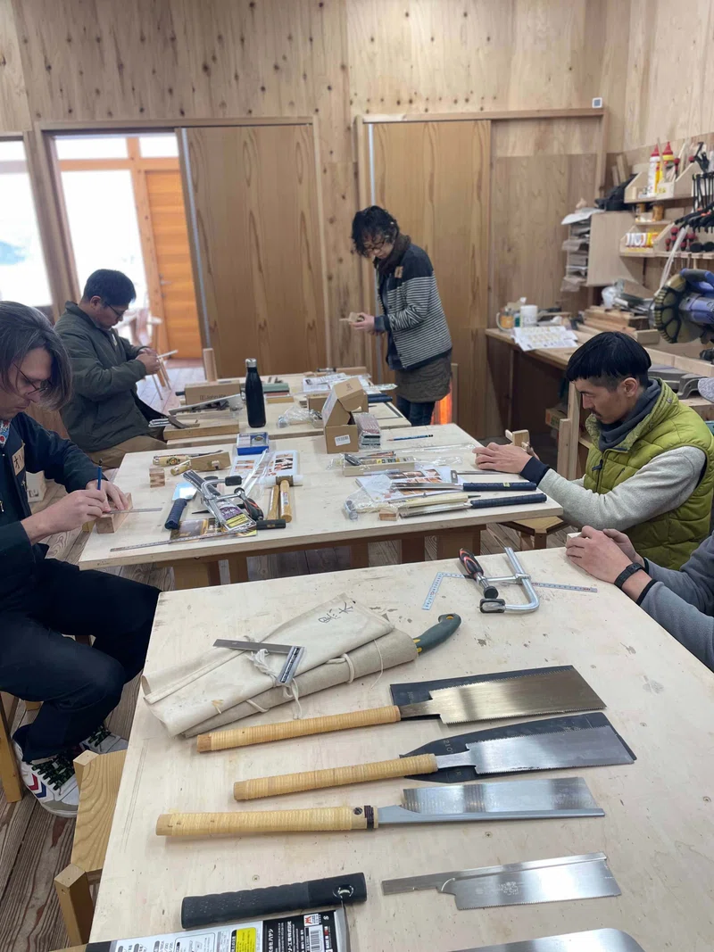 1714954338148-RgrlaydGxr