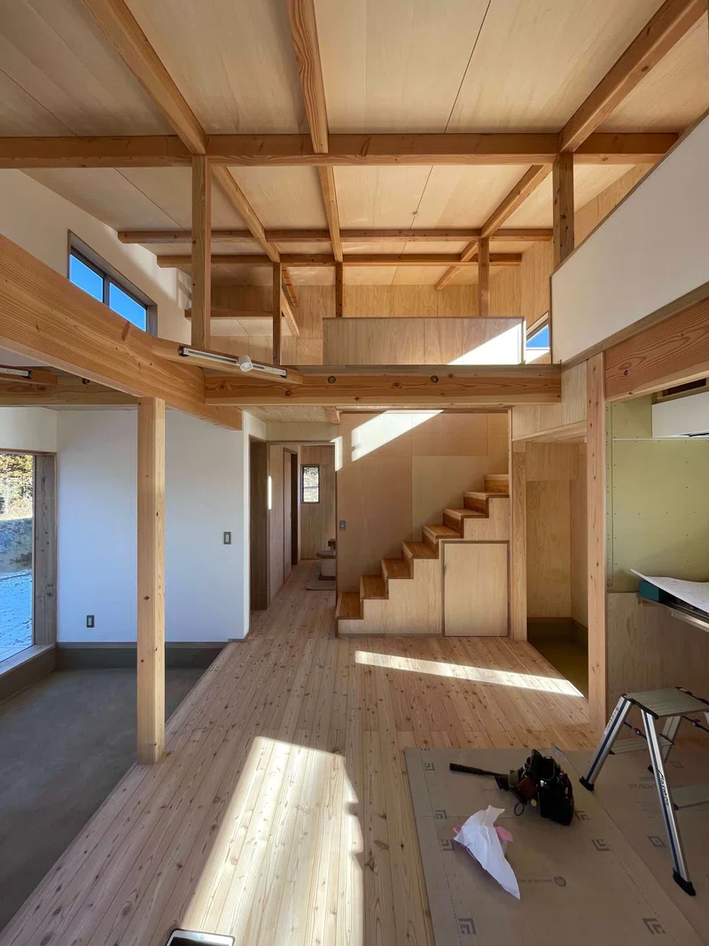 1715137384661-h5WnfvXvwe