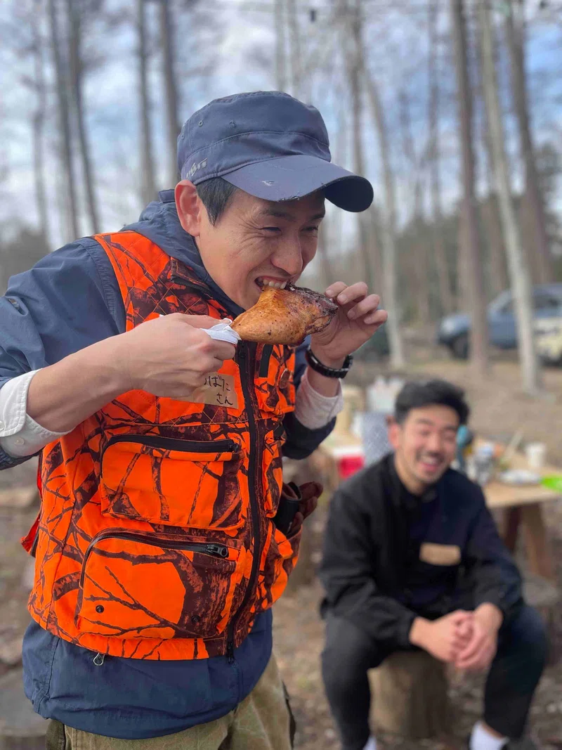 1715321987339-tI32zdphhZ