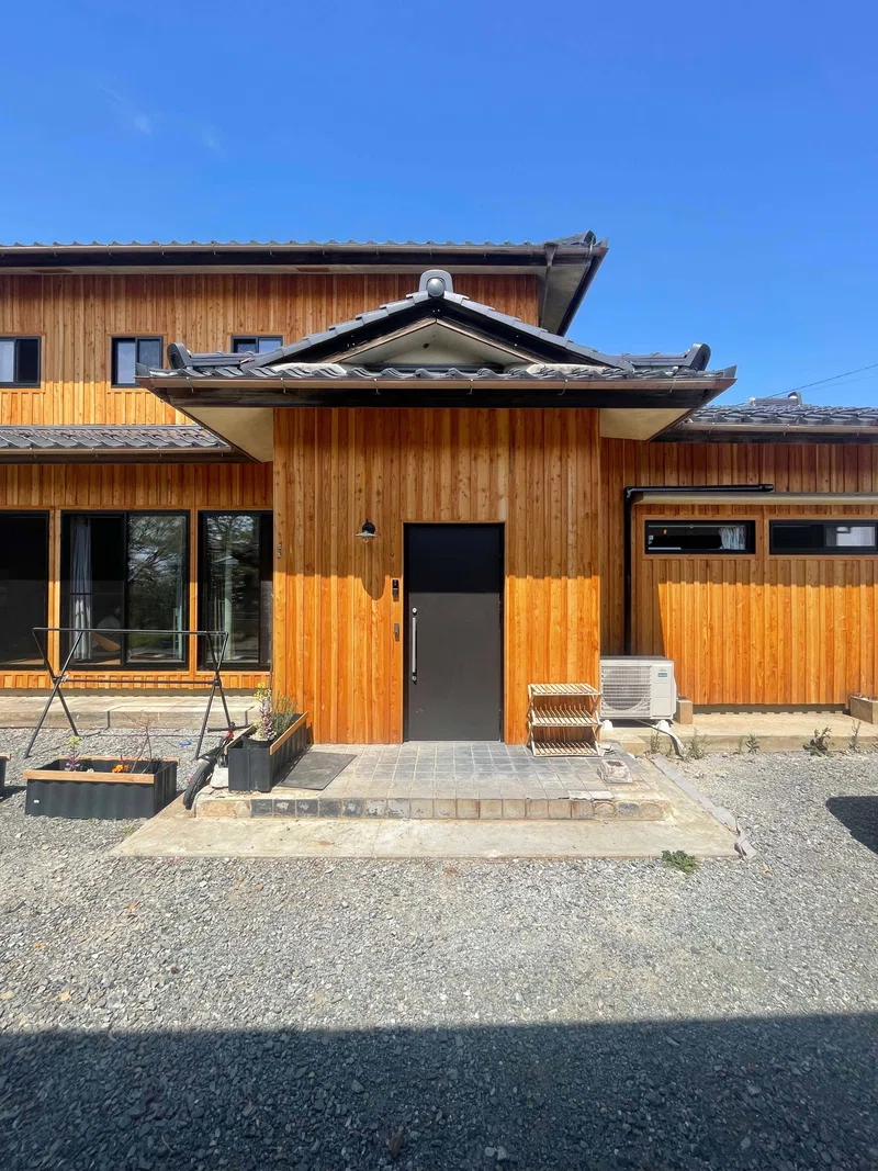 1715376277500-2hQVgitGco